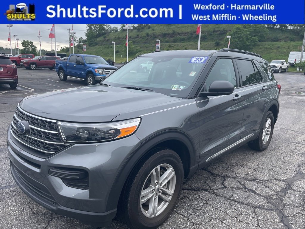 Certified 2023 Ford Explorer XLT image 1