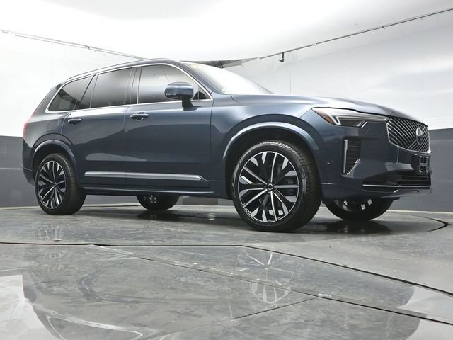 Used 2025 Volvo XC90 B5 Plus w/ Protection Package image 41