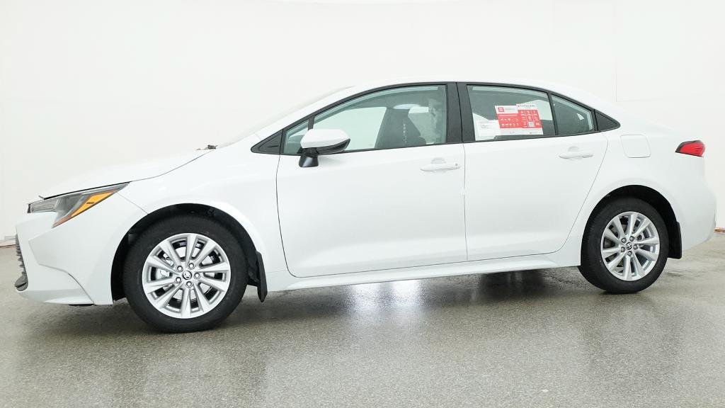 New 2026 Toyota Corolla LE w/ LE Premium Package FWD image 4