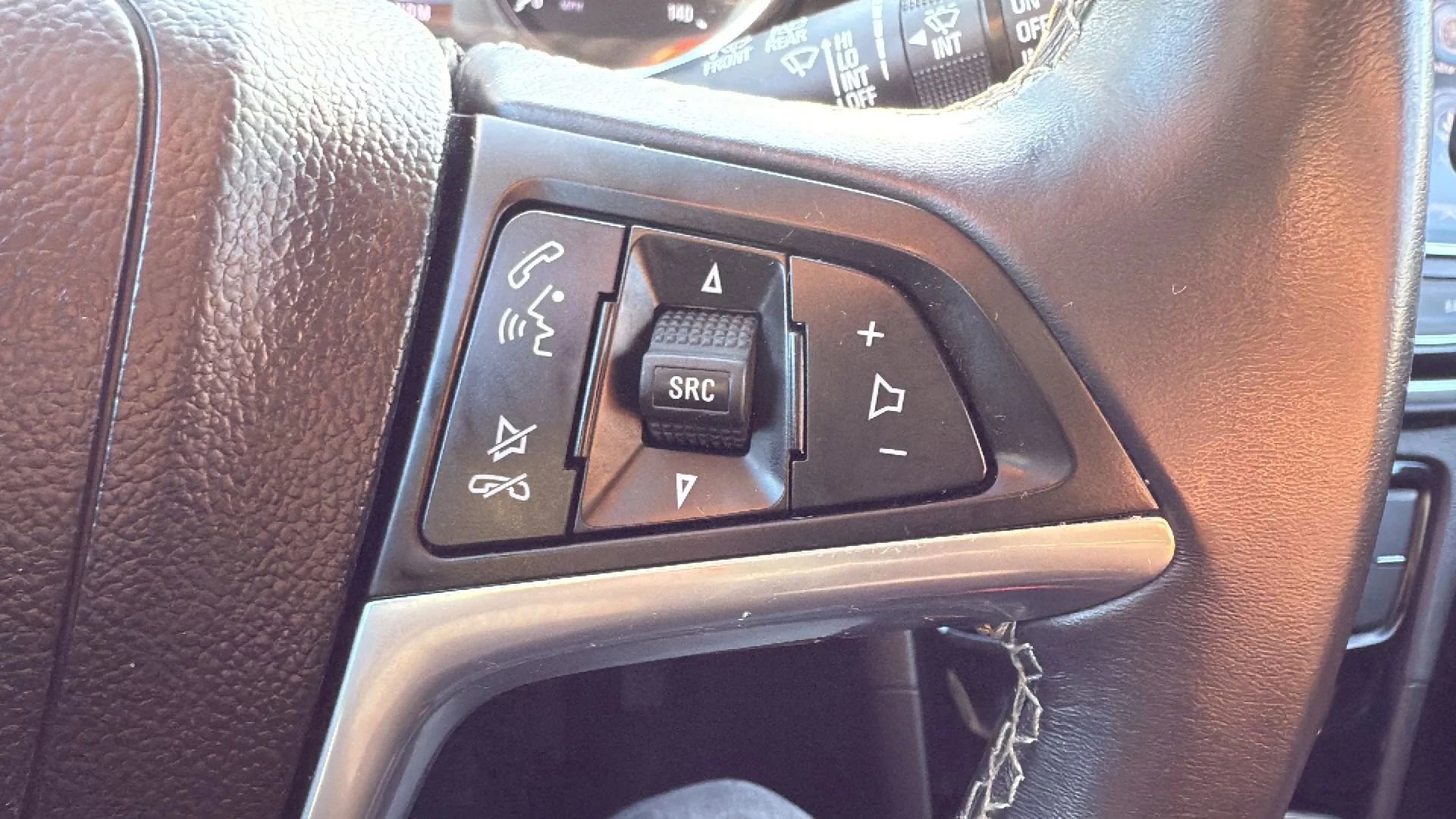 Used 2019 Buick Encore Preferred image 11