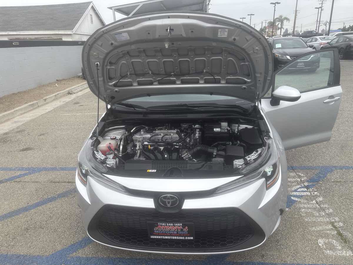 Used 2022 Toyota Corolla LE image 29