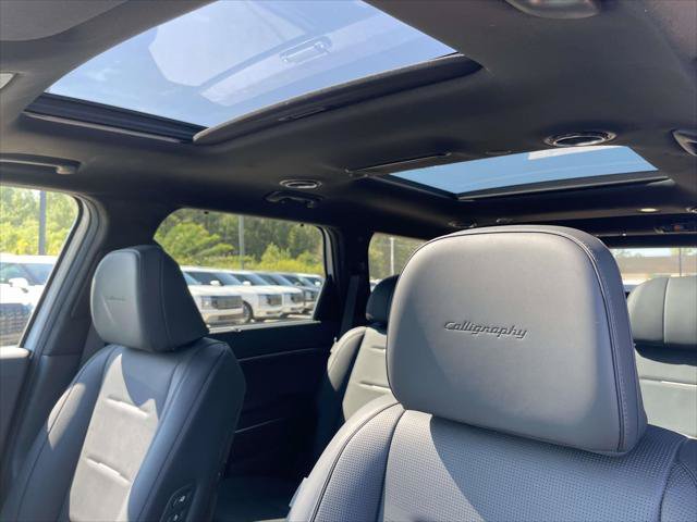 New 2026 Hyundai Palisade Calligraphy FWD image 8
