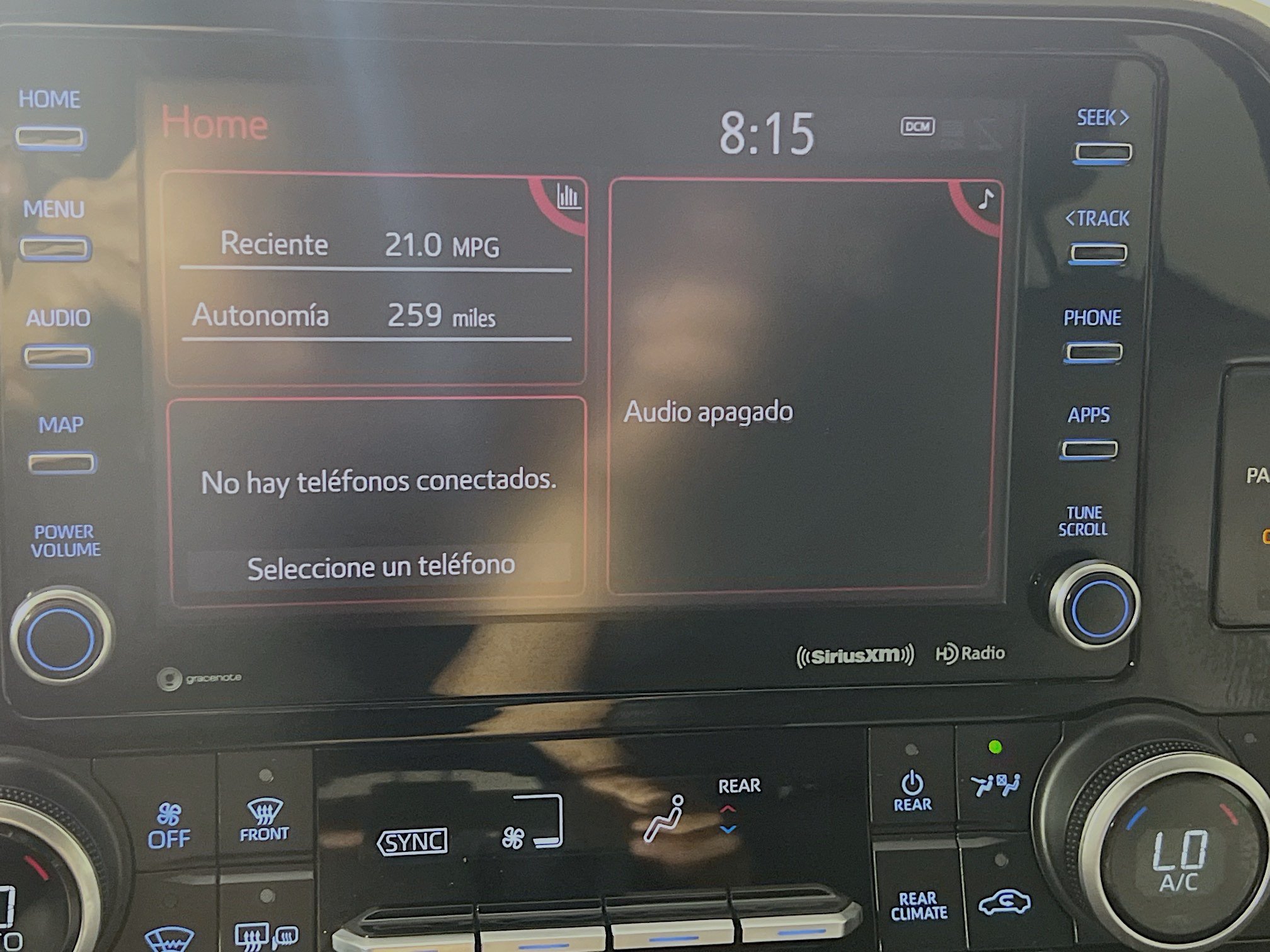 Used 2021 Toyota Highlander XLE FWD image 27