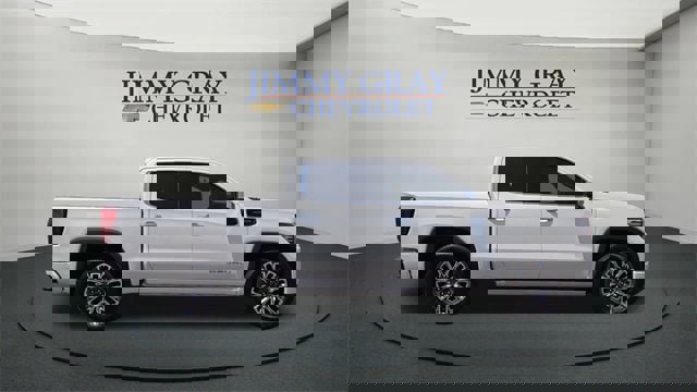 Used 2024 GMC Sierra 1500 Denali Ultimate image 2