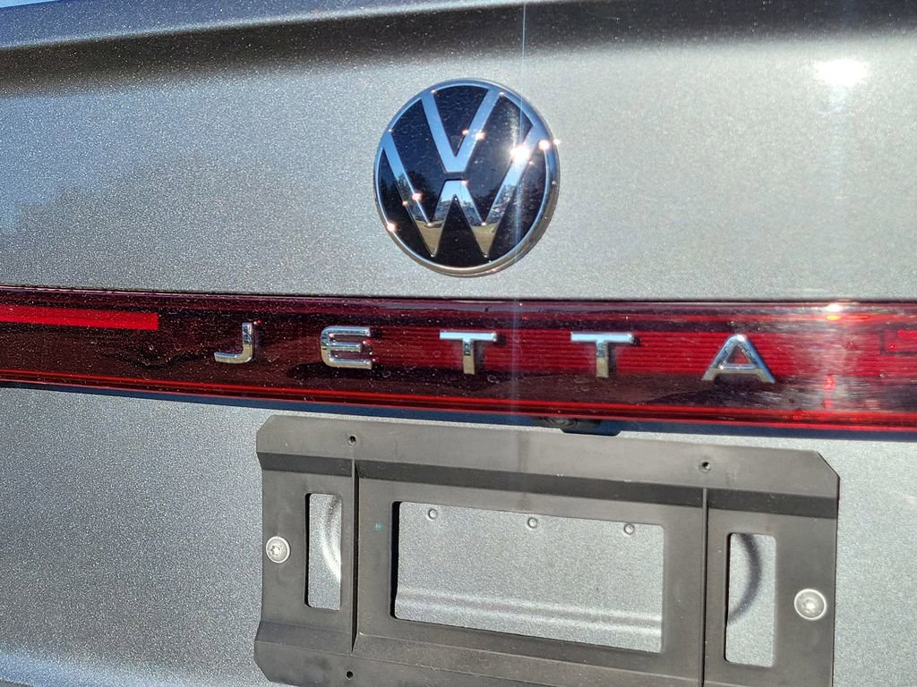 Used 2025 Volkswagen Jetta S image 17