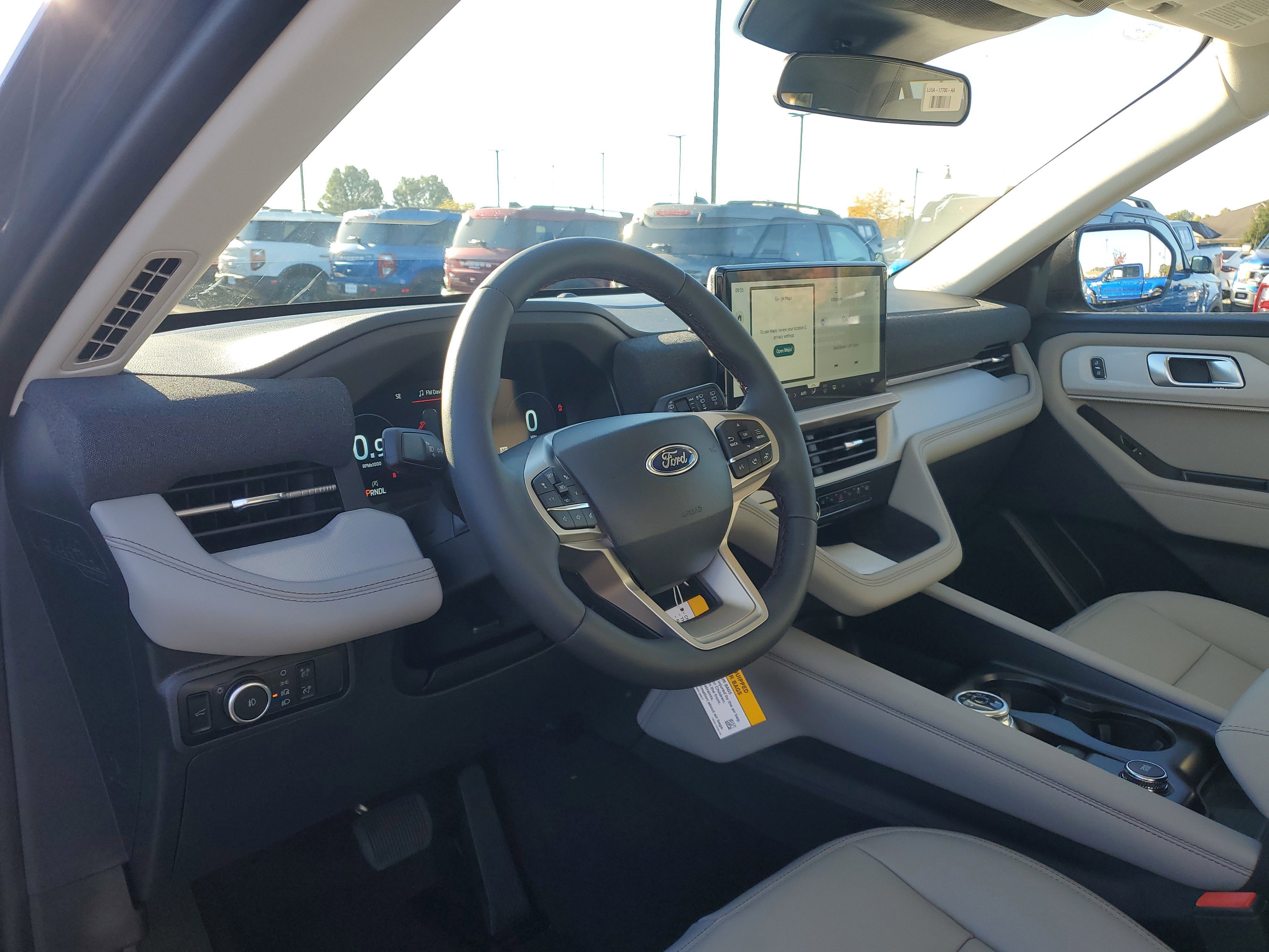 New 2026 Ford Explorer Active image 18