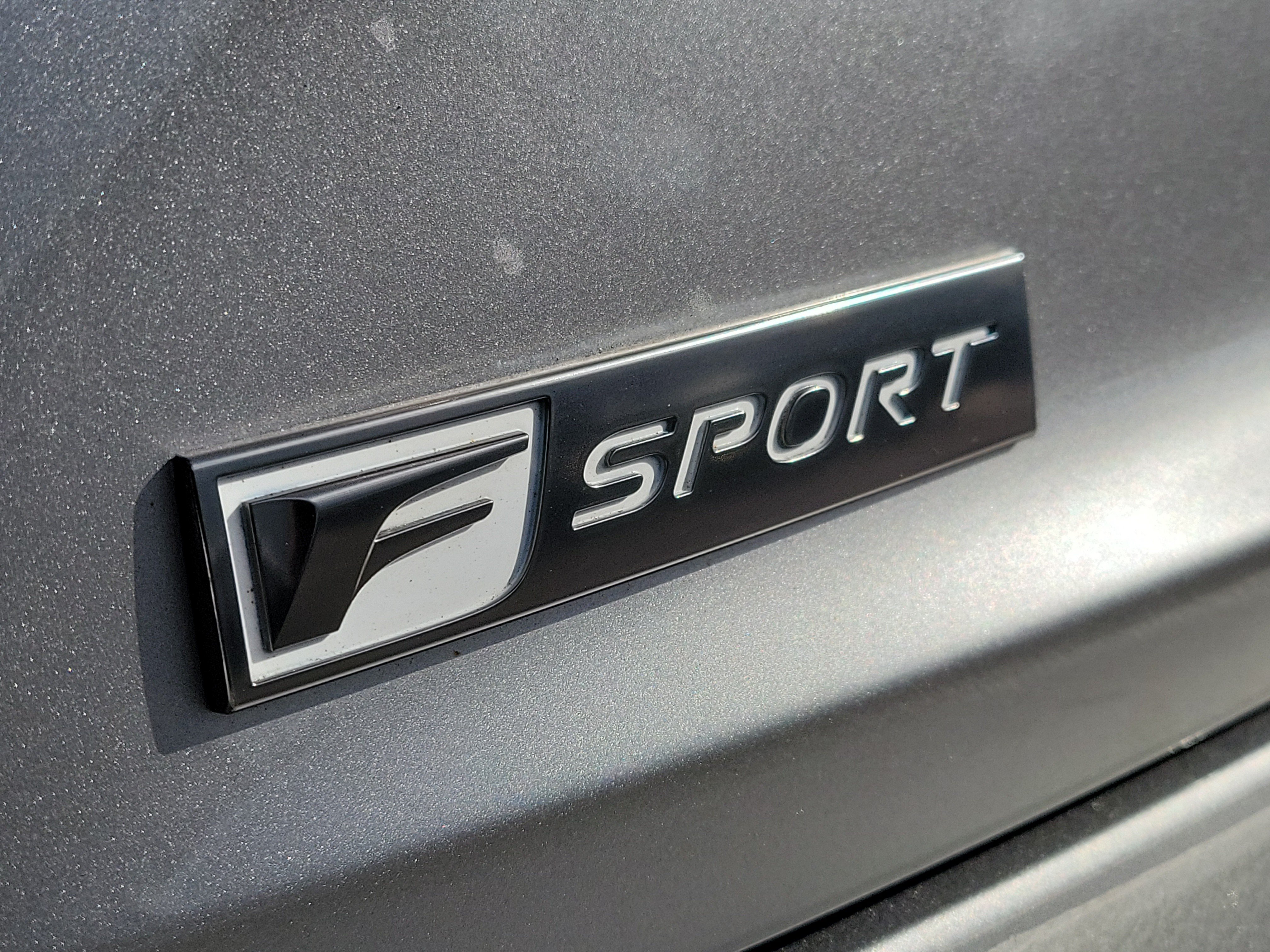 Used 2020 Lexus IS 300 F Sport w/ F Sport Package RWD image 12