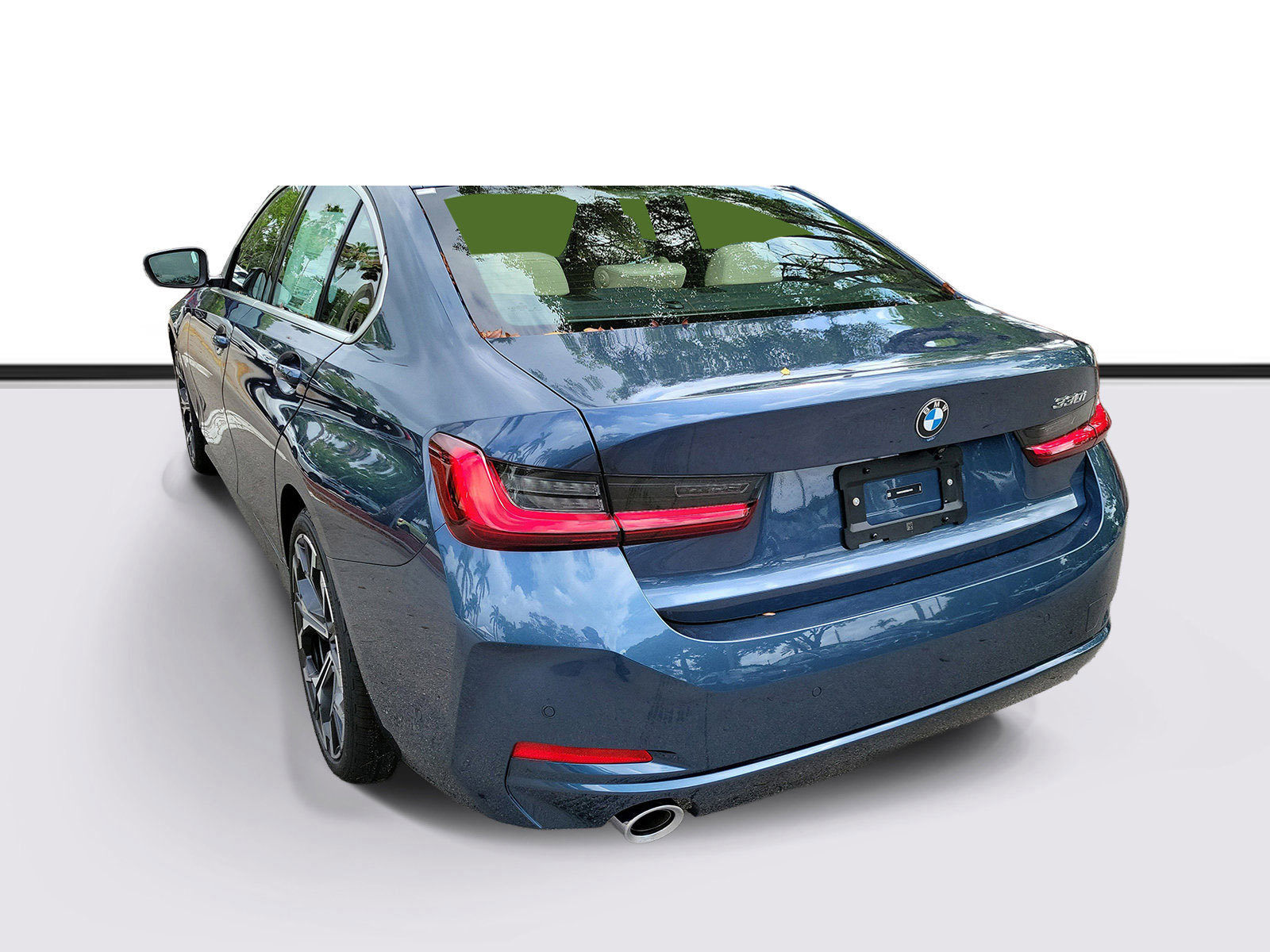New 2026 BMW 330i Sedan w/ Convenience Package RWD image 3