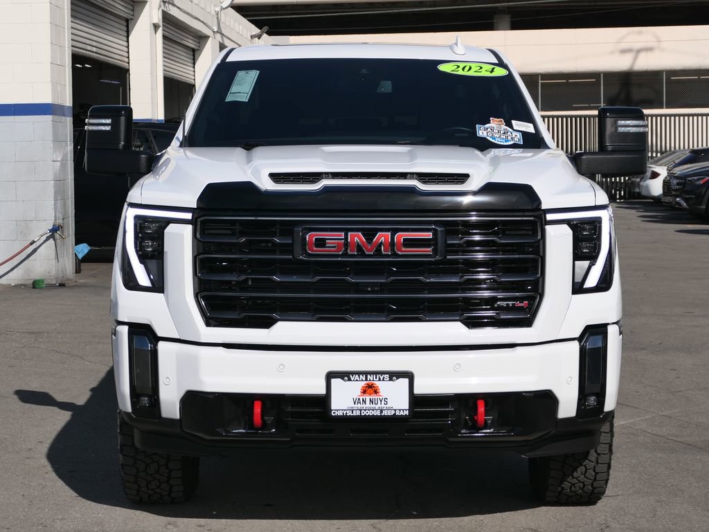 Used 2024 GMC Sierra 2500 AT4 w/ AT4 Preferred Package image 8