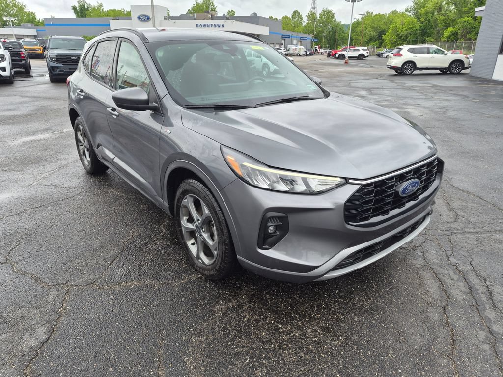 Used 2024 Ford Escape ST-Line Select w/ Tech Pack #1 AWD/4WD video 1