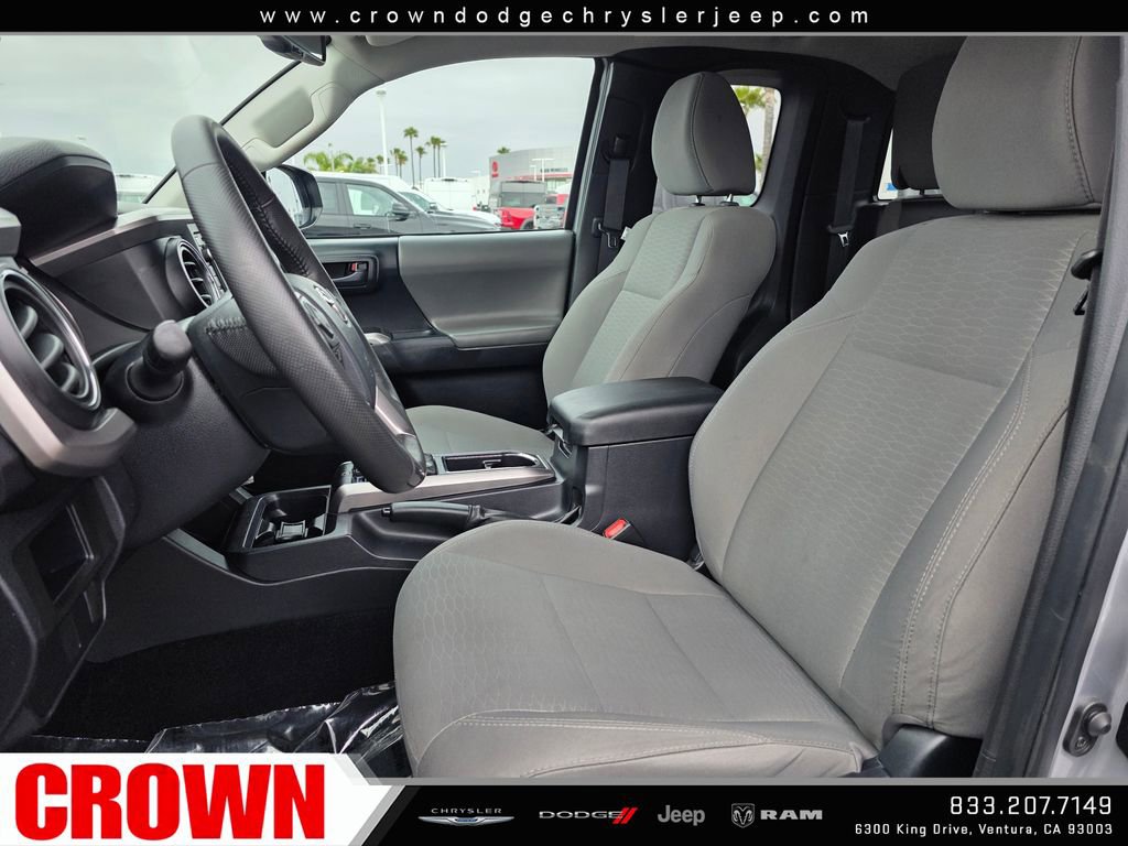 Used 2017 Toyota Tacoma SR5 RWD image 18