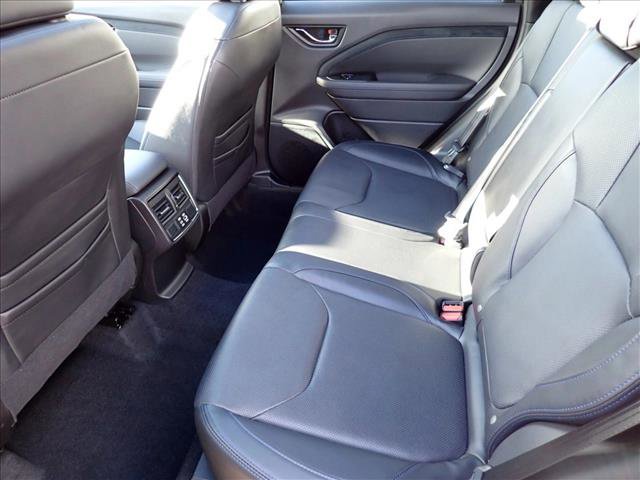 Certified 2025 Subaru Forester Limited image 10