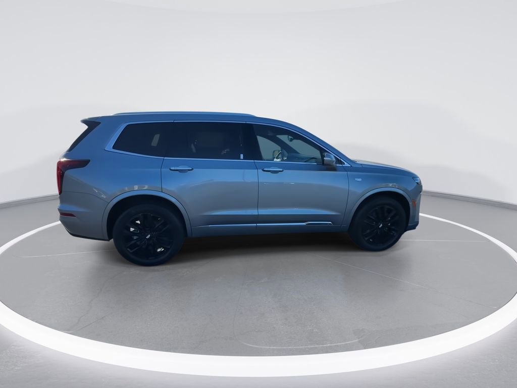 New 2025 Cadillac XT6 Luxury image 9