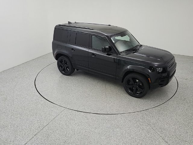 New 2026 Land Rover Defender 110 X-Dynamic SE AWD/4WD image 15