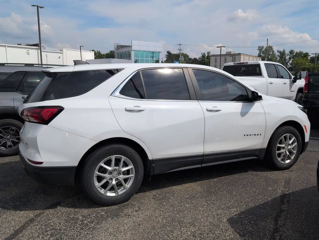 Used 2023 Chevrolet Equinox LT FWD image 4