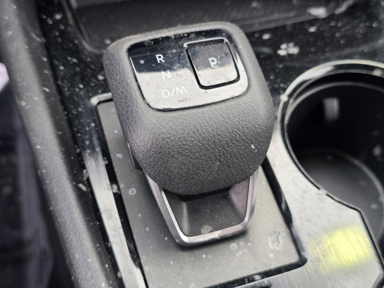 Used 2023 Nissan Rogue SV image 25