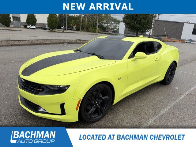Used 2019 Chevrolet Camaro LT w/ RS Package RWD image 4