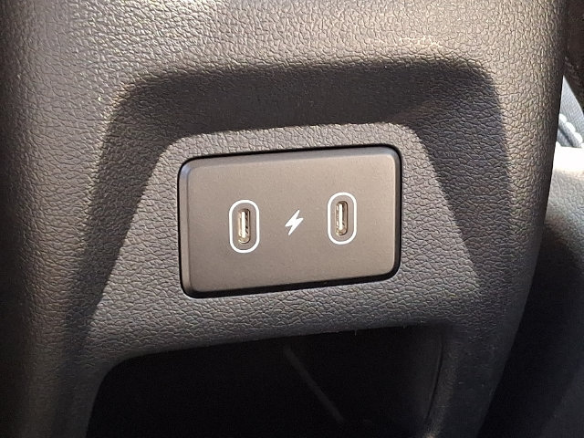 New 2026 Hyundai Venue SEL FWD image 11