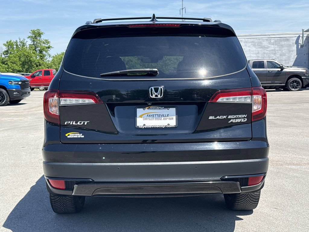 Used 2020 Honda Pilot Black Edition image 4