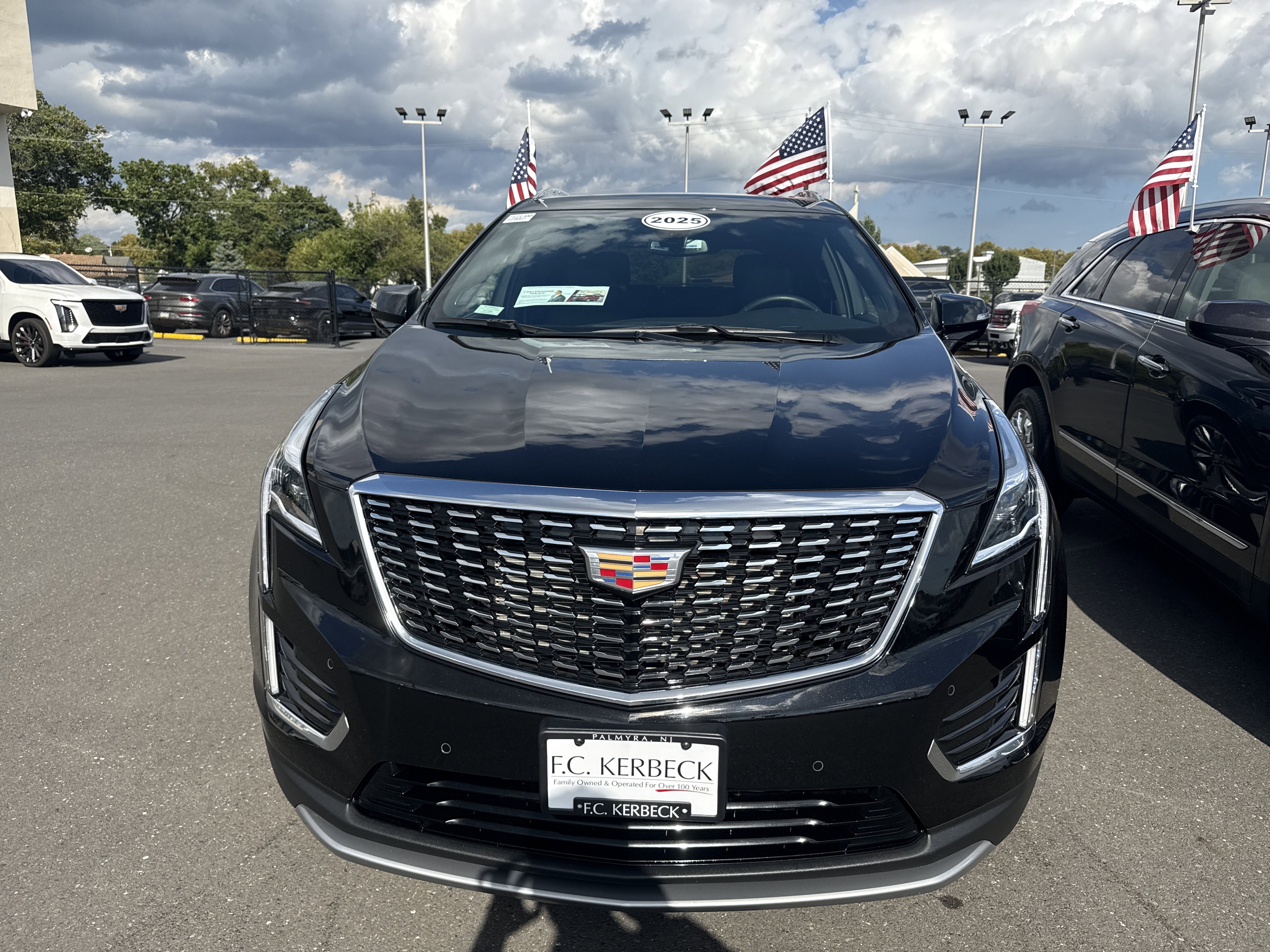 Used 2025 Cadillac XT5 Premium Luxury image 3
