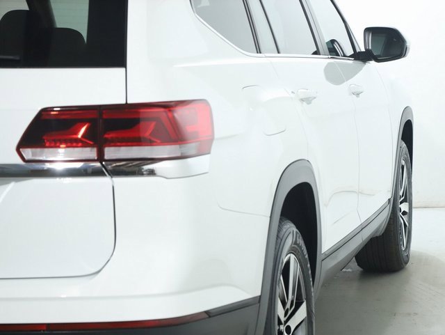 Used 2023 Volkswagen Atlas SE image 46