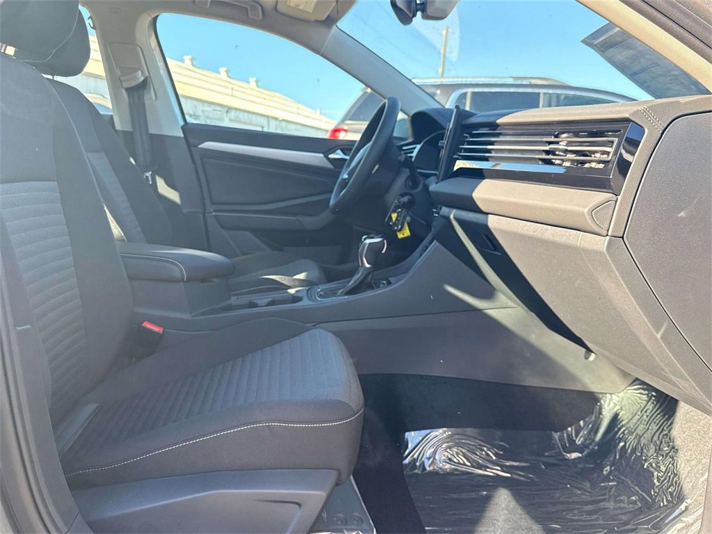 New 2026 Volkswagen Jetta S image 14