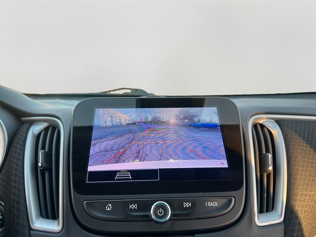 Used 2024 Chevrolet Malibu LT image 16