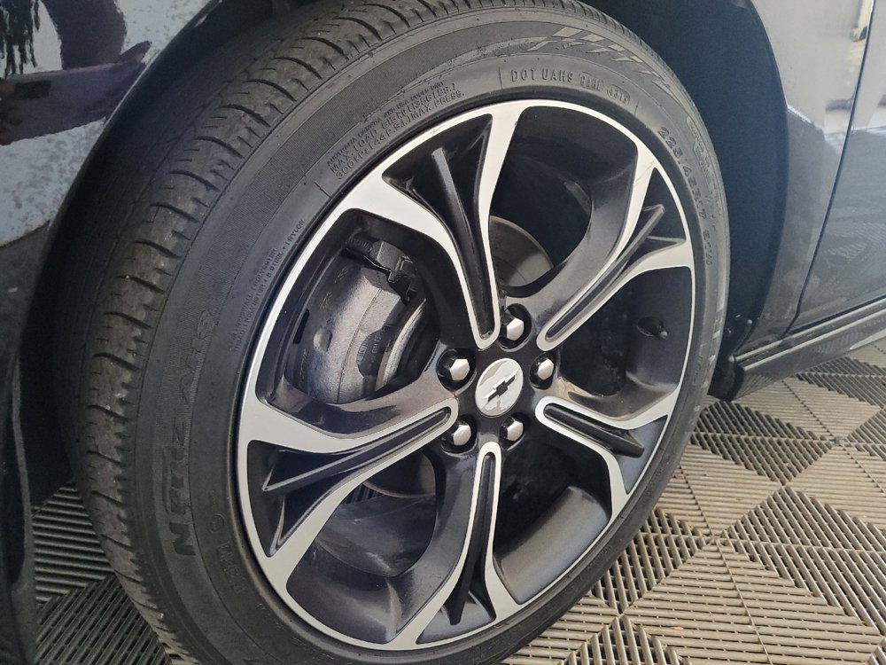 Used 2019 Chevrolet Cruze LT w/ RS Package FWD image 31
