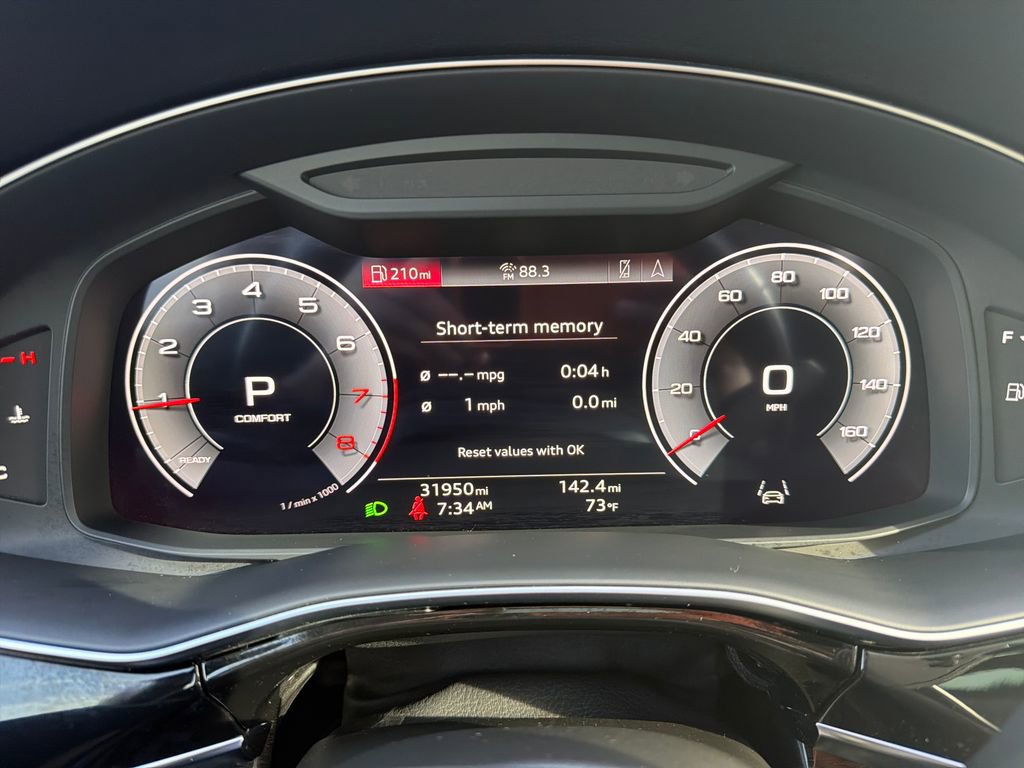 Used 2023 Audi Q7 2.0T Premium Plus w/ Premium Plus Package AWD/4WD image 16