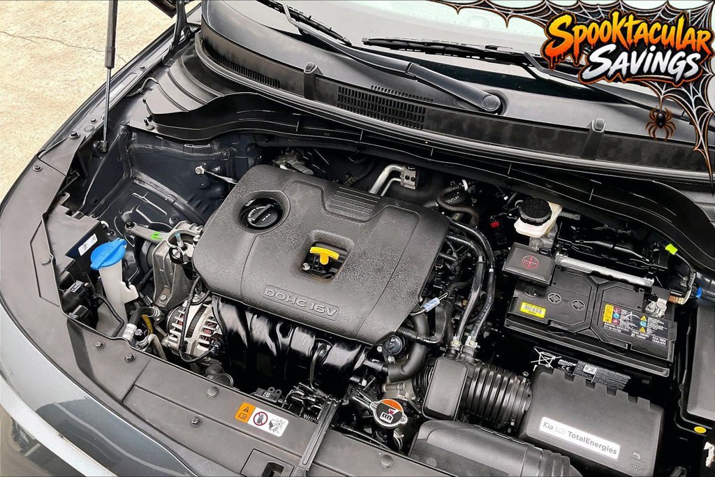 Used 2025 Kia Soul LX w/ LX Technology Package FWD image 30