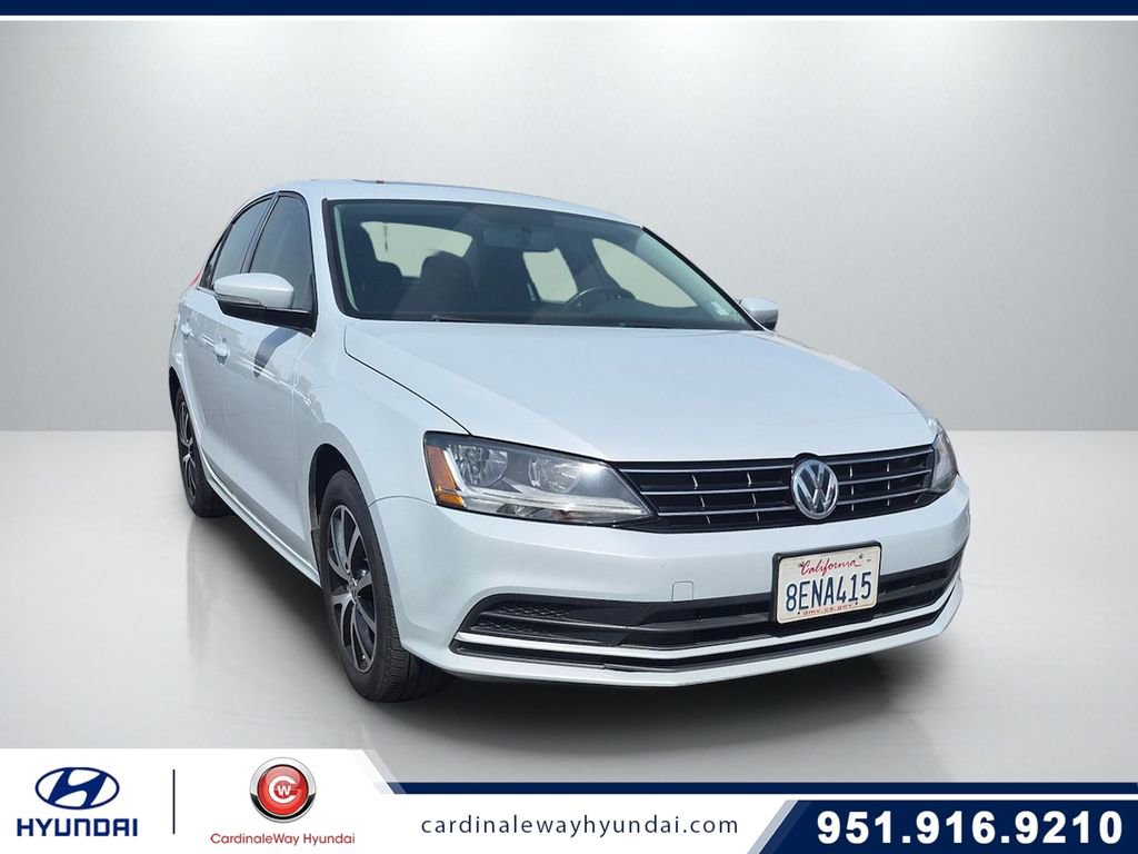 Used 2018 Volkswagen Jetta SE image 1