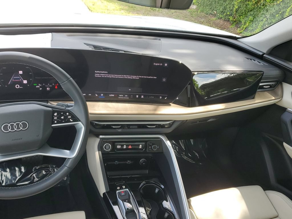 Certified 2025 Audi Q5 Premium w/ Premium Plus AWD/4WD image 21