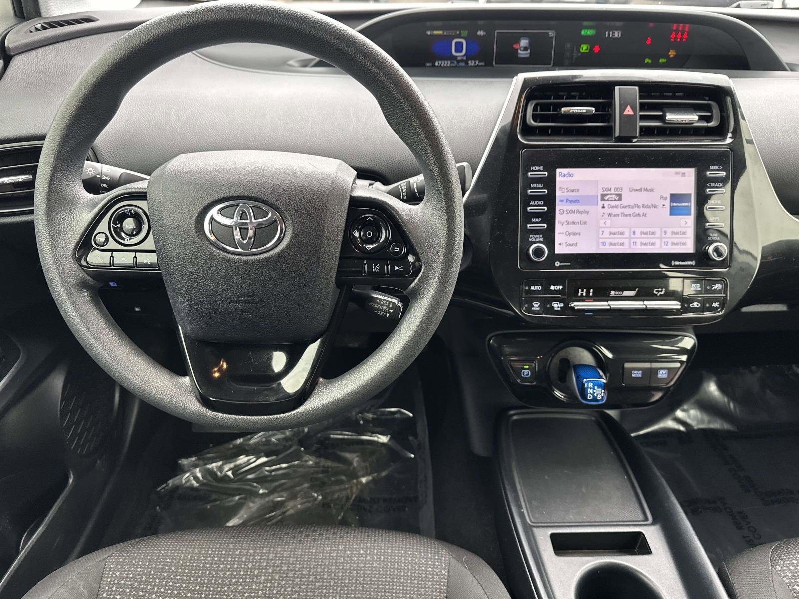Used 2022 Toyota Prius LE image 8