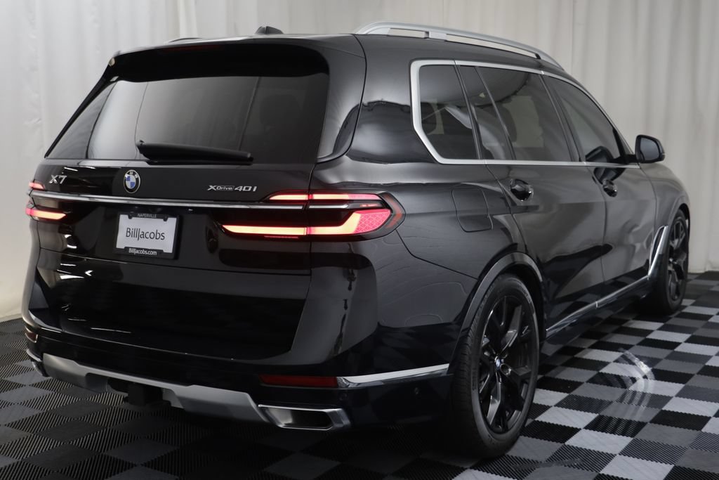 Used 2025 BMW X7 xDrive40i w/ Parking Assistance Package AWD/4WD image 16