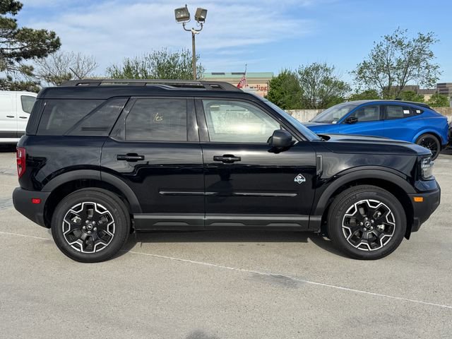 Used 2025 Ford Bronco Sport Outer Banks w/ Outer Banks Tech Package+ image 1