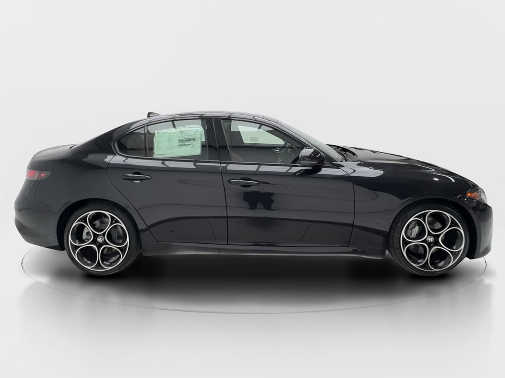 New 2026 Alfa Romeo Giulia RWD image 6