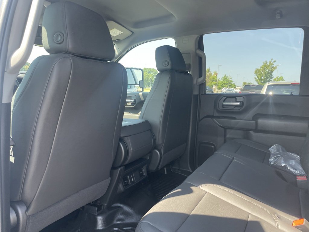 New 2025 GMC Sierra 2500 Pro w/ Convenience Package image 26