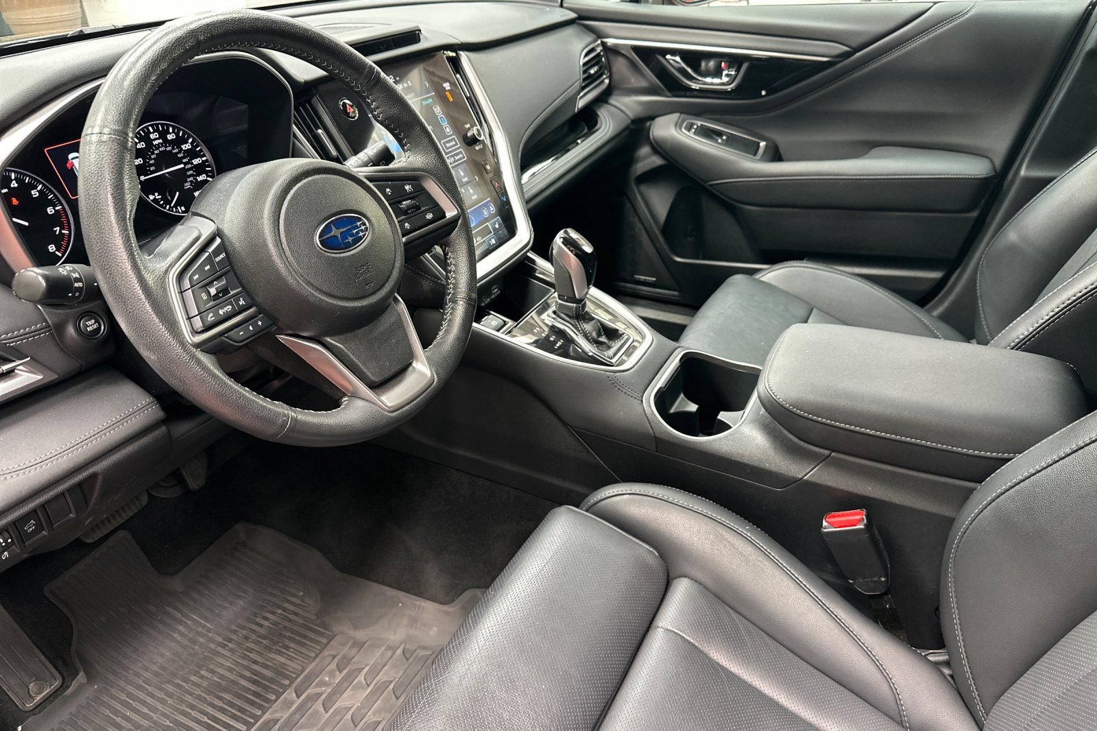 Used 2024 Subaru Outback Limited AWD/4WD image 13