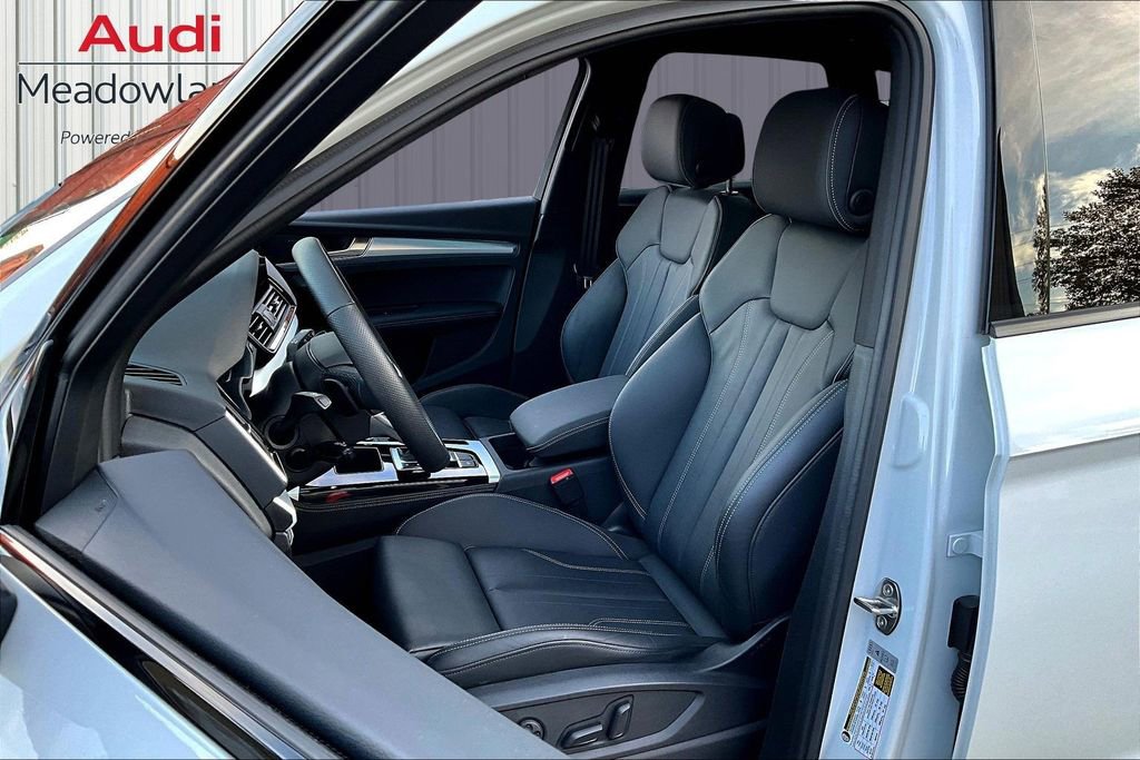 Certified 2025 Audi Q5 2.0T Premium Plus AWD/4WD image 21