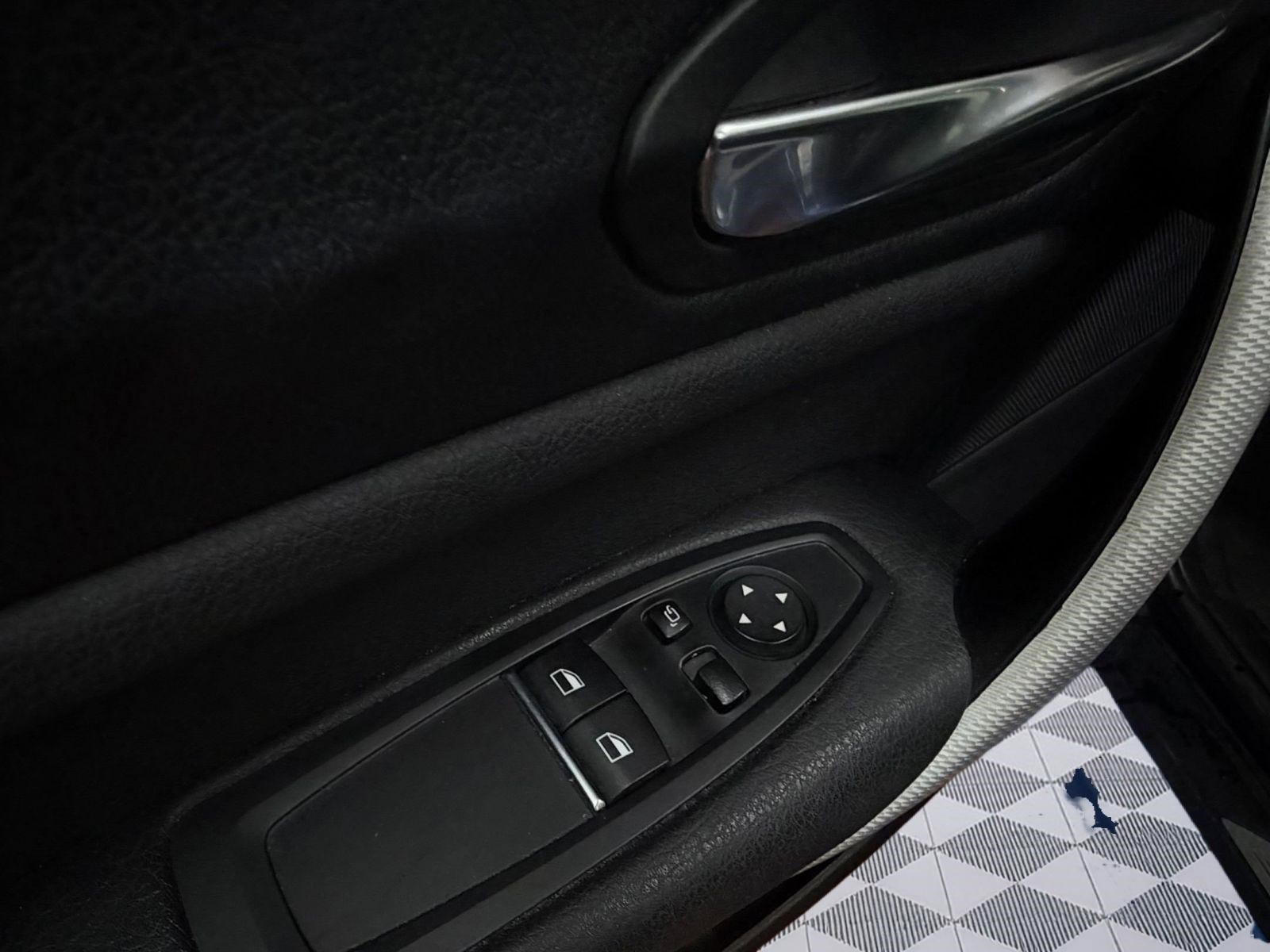 Used 2020 BMW 230i 230i w/ M Sport Package image 10