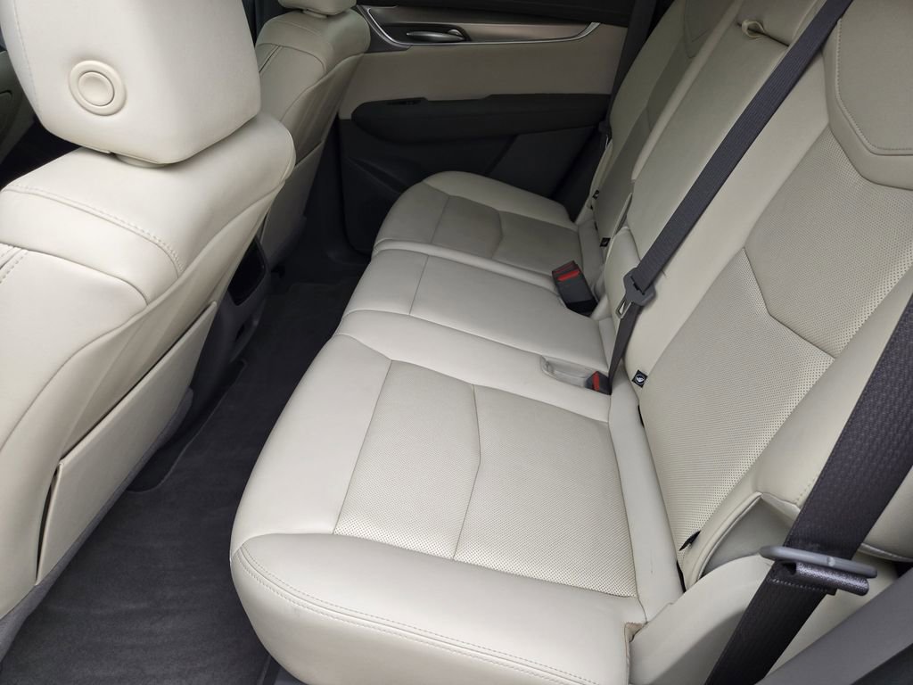 Used 2023 Cadillac XT5 Premium Luxury AWD/4WD image 28