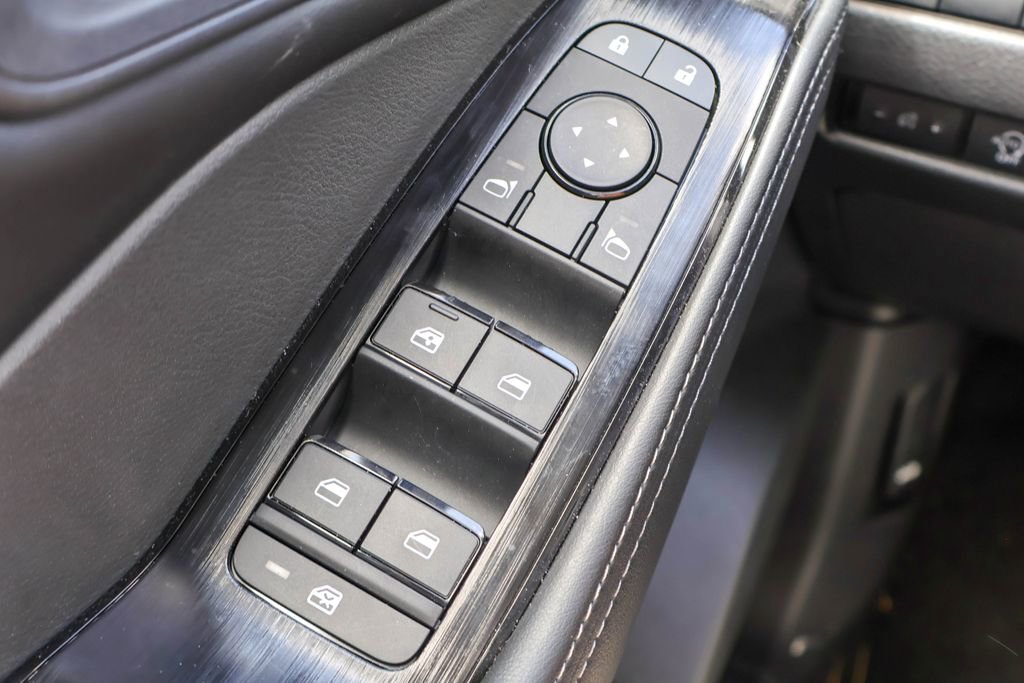 Certified 2026 Nissan Rogue SV image 16