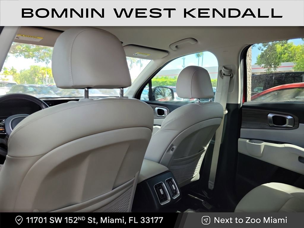 Used 2022 Kia Sorento S image 10