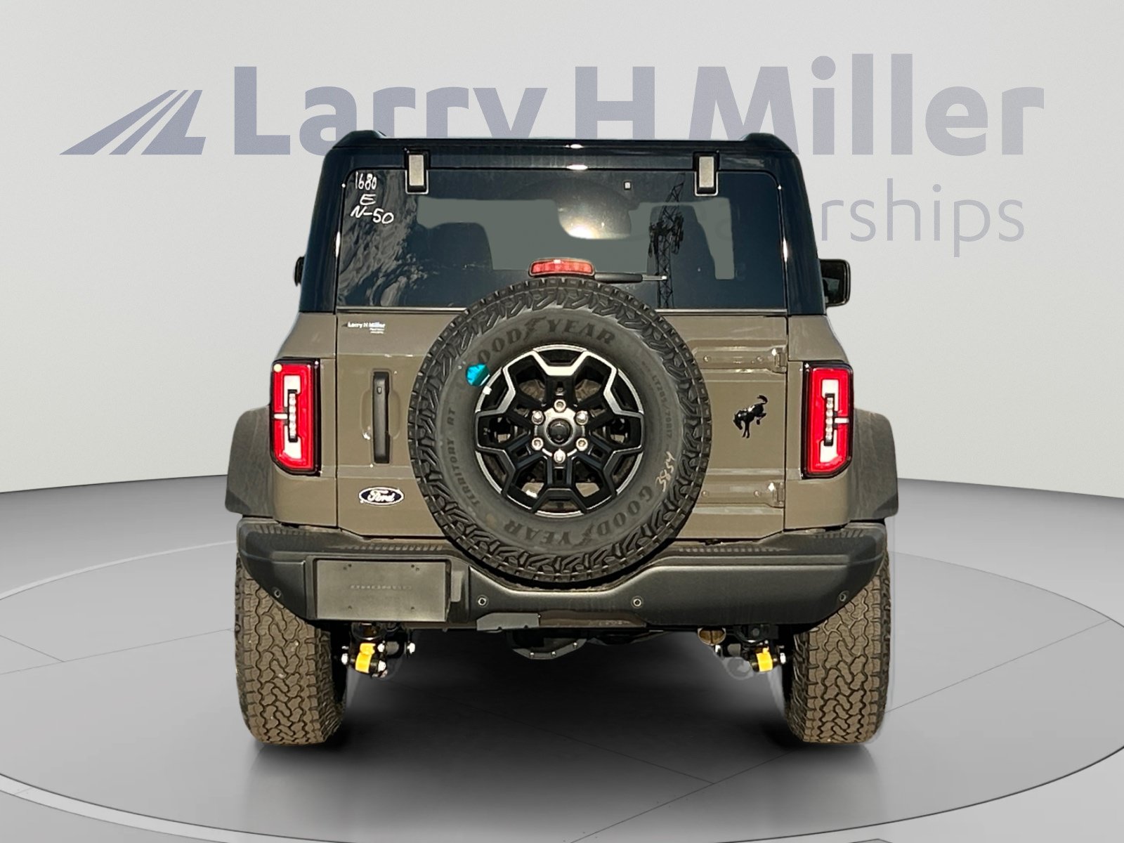 New 2026 Ford Bronco Badlands AWD/4WD image 4