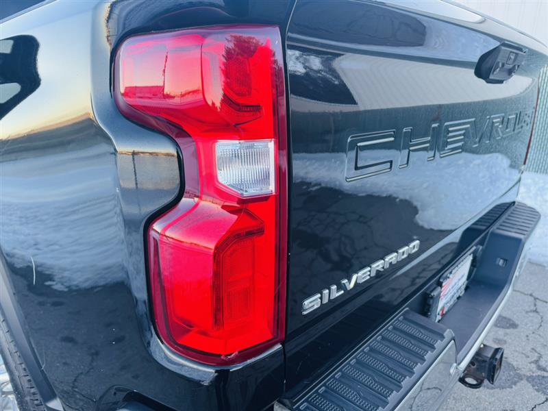 Used 2020 Chevrolet Silverado 2500 LTZ w/ LTZ Texas Edition AWD/4WD image 11