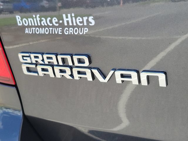 Used 2020 Dodge Grand Caravan SE w/ UConnect Hands-Free Group FWD image 8