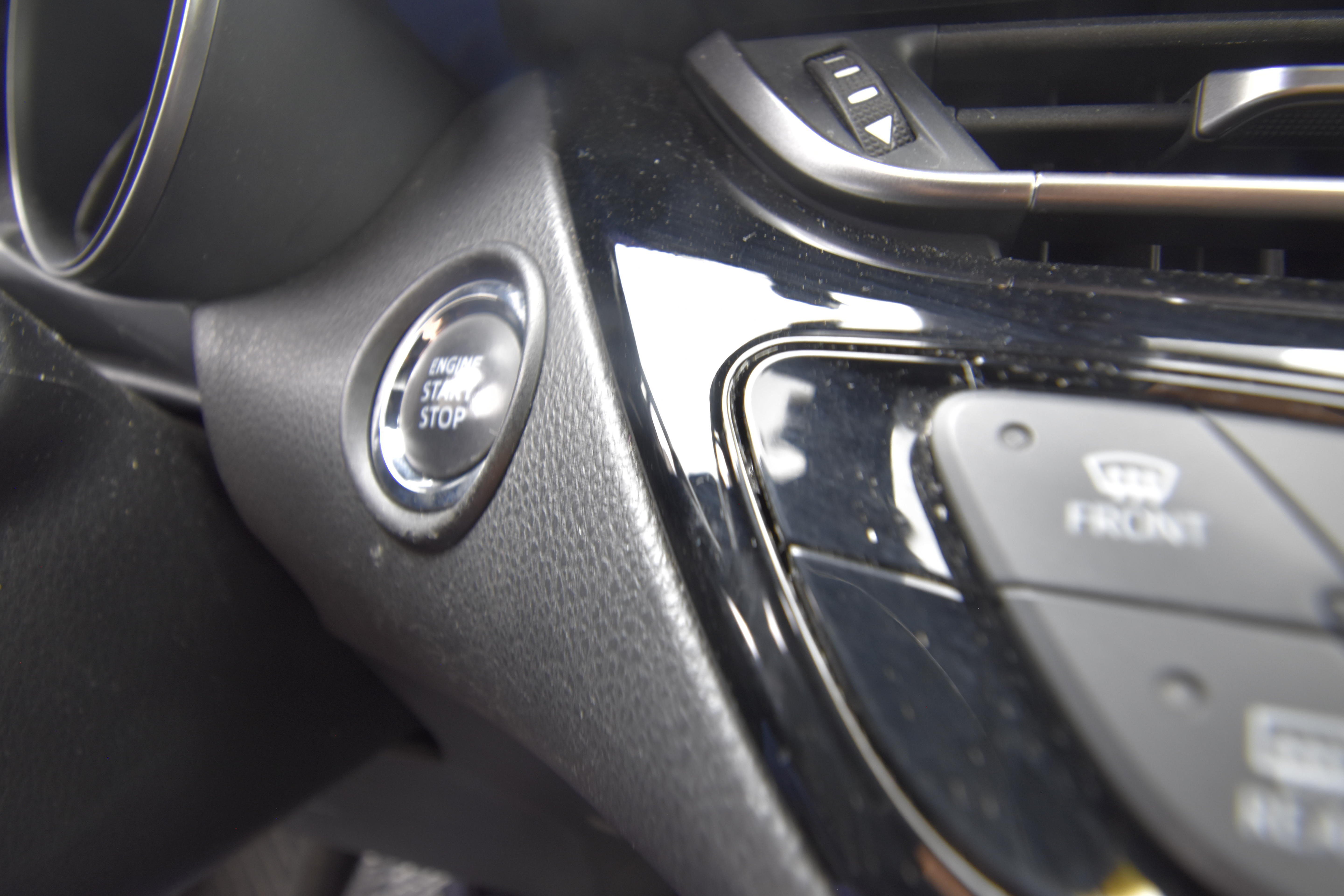 Used 2021 Toyota C-HR XLE FWD image 14