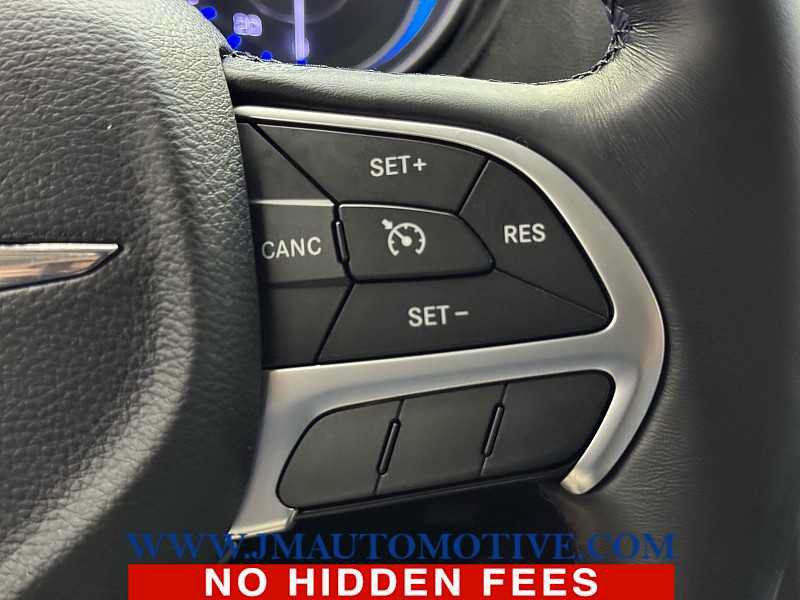 Used 2015 Chrysler 300 Limited w/ 300 Premium Group AWD/4WD image 40