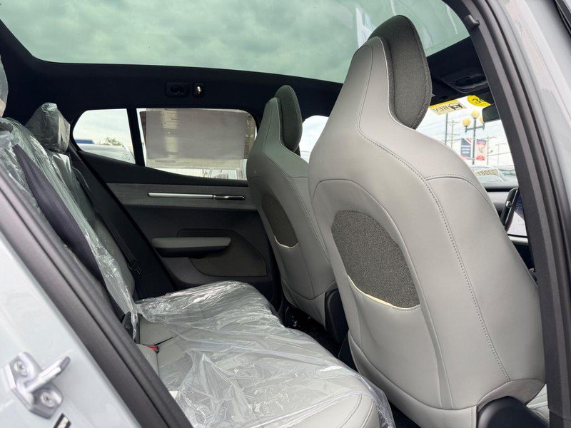 New 2026 Volvo EX30 Ultra w/ Protection Package Premier AWD/4WD image 4