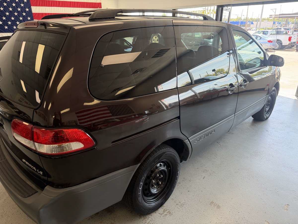 Used 2002 Toyota Sienna LE FWD image 5